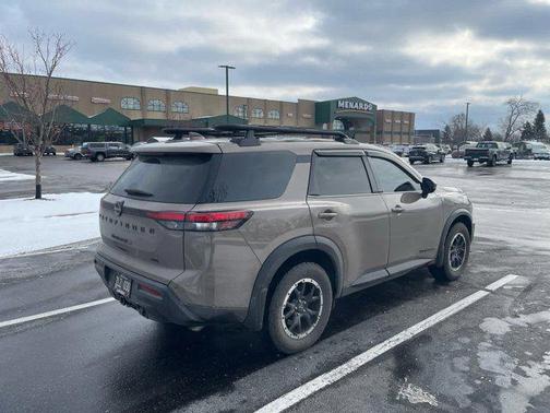 2025 Nissan Pathfinder Rock Creek 4WD