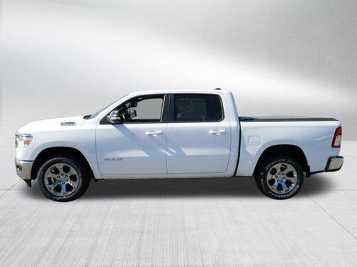 Bright White Clearcoat 2022 RAM 1500 Big Horn/Lone Star