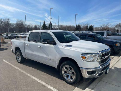 Bright White Clearcoat 2022 RAM 1500 Big Horn/Lone Star