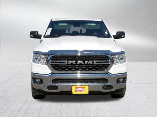 Bright White Clearcoat 2022 RAM 1500 Big Horn/Lone Star
