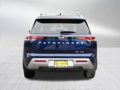 2024 Nissan Pathfinder SL 4WD