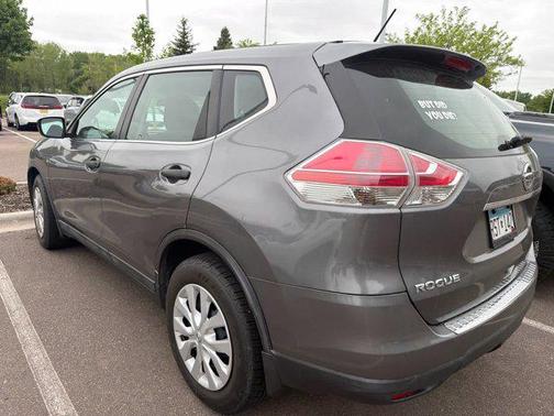Gun Metallic 2016 Nissan Rogue S