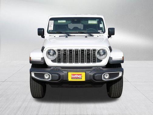 Bright White Clearcoat 2025 Jeep Wrangler 4-Door Sahara 4x4