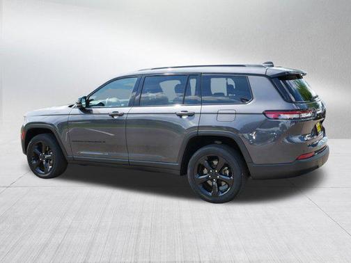 2022 Jeep Grand Cherokee L Altitude