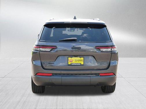 2022 Jeep Grand Cherokee L Altitude