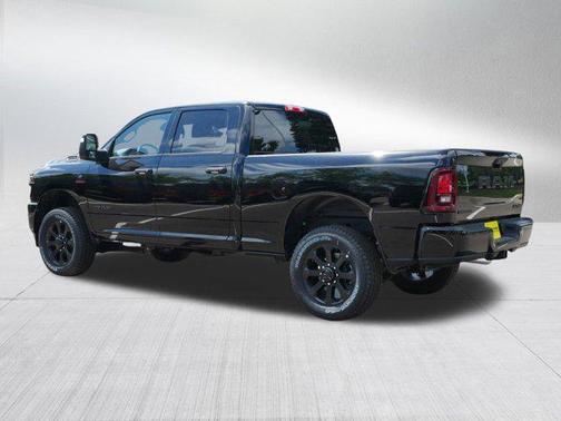 2025 RAM 2500 Big Horn Crew Cab 4x4 6'4' Box