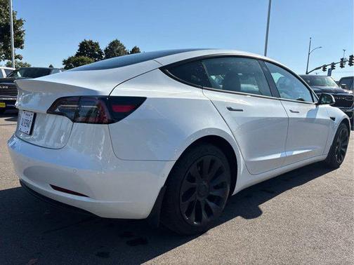 2022 Tesla Model 3 Long Range