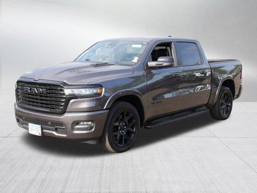 Granite Crystal Metallic Clearcoat 2025 RAM 1500 Laramie