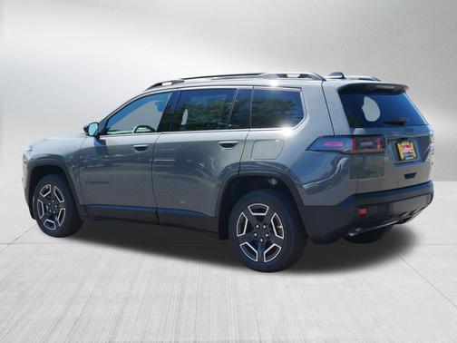 Sting-Gray Clearcoat 2026 Jeep Cherokee Limited