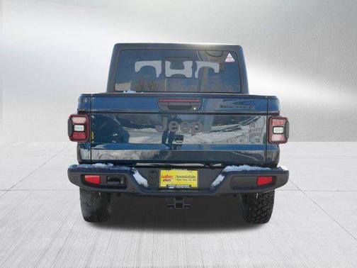 2025 Jeep Gladiator Willys