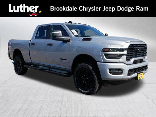 Silver Zynith 2026 RAM 2500 Big Horn Crew Cab 4x4 6'4' Box