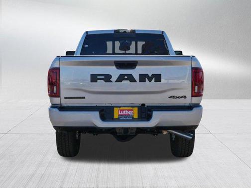 Silver Zynith 2026 RAM 2500 Big Horn Crew Cab 4x4 6'4' Box