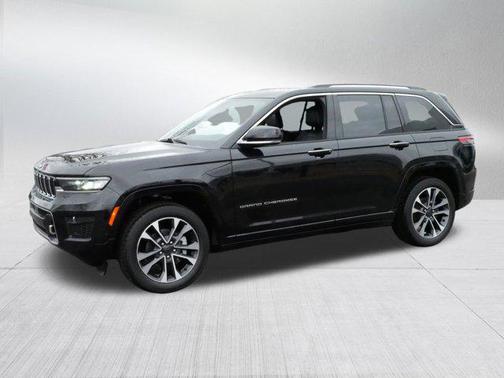 2022 Jeep Grand Cherokee Overland