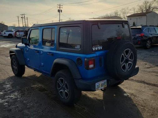 2022 Jeep Wrangler Unlimited Sport