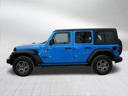 2022 Jeep Wrangler Unlimited Sport