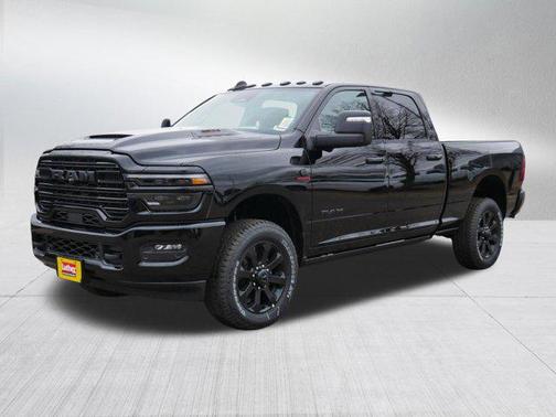 Diamond Black Crystal Pearlcoat 2026 RAM 2500 Laramie Crew Cab 4x4 6'4' Box