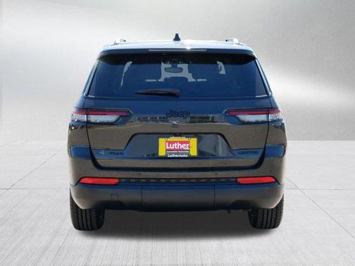 Rocky Mountain Pearlcoat 2023 Jeep Grand Cherokee L Limited