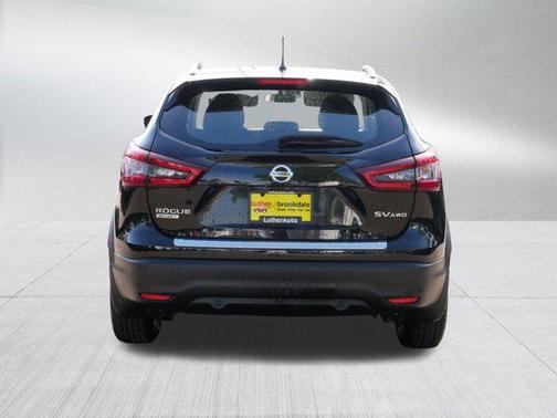 2021 Nissan Rogue Sport SV
