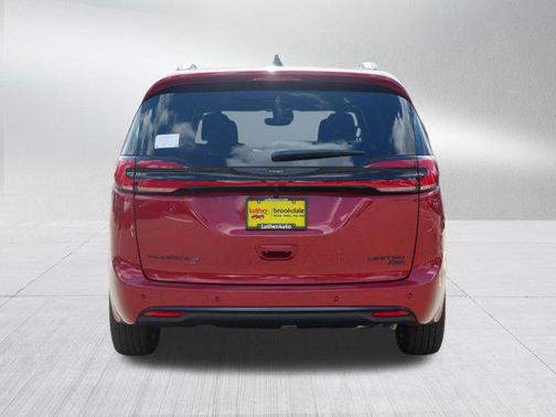 2026 Chrysler Pacifica Limited