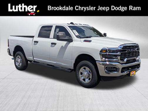 Bright White Clearcoat 2026 RAM 3500 Tradesman Crew Cab 4x4 6'4' Box
