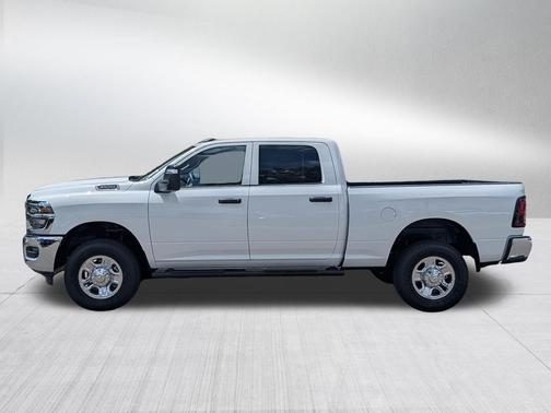 Bright White Clearcoat 2026 RAM 3500 Tradesman Crew Cab 4x4 6'4' Box