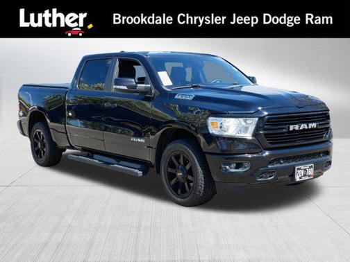 Diamond Black Crystal Pearlcoat 2020 RAM 1500 Big Horn/Lone Star