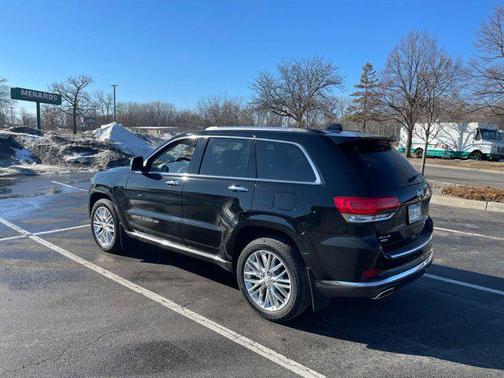 2017 Jeep Grand Cherokee Summit