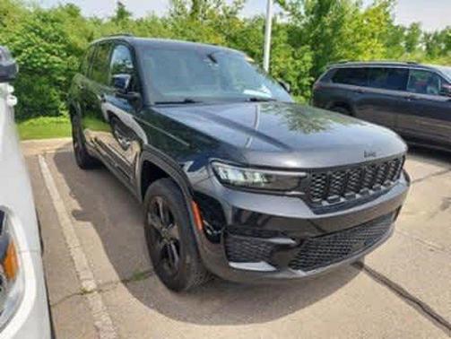 2022 Jeep Grand Cherokee Altitude