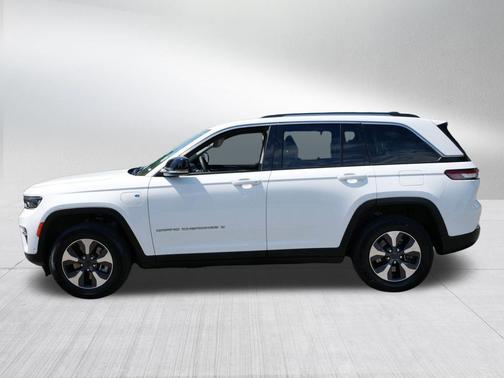 Bright White Clearcoat 2022 Jeep Grand Cherokee 4xe Base