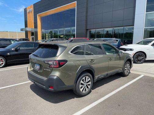 2024 Subaru Outback Premium