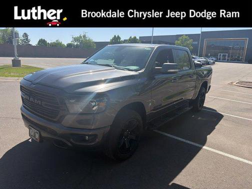 Granite Crystal Metallic Clearcoat 2020 RAM 1500 Big Horn/Lone Star