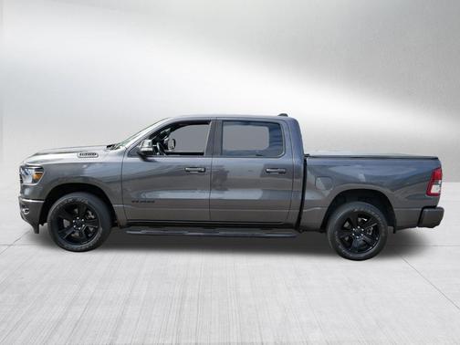Granite Crystal Metallic Clearcoat 2020 RAM 1500 Big Horn/Lone Star