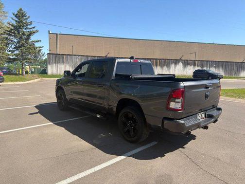 Granite Crystal Metallic Clearcoat 2020 RAM 1500 Big Horn/Lone Star