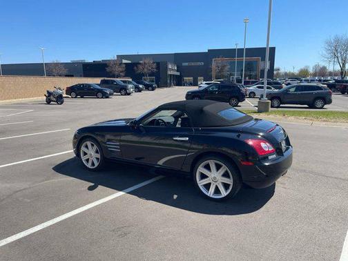 2006 Chrysler Crossfire Base