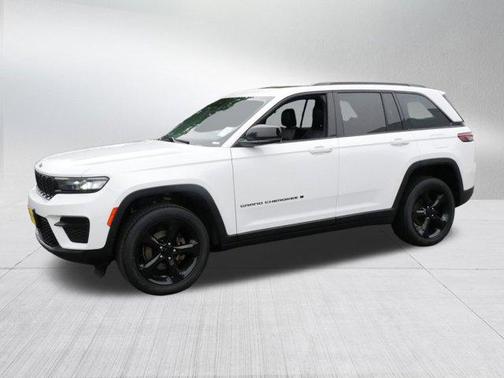 2022 Jeep Grand Cherokee Altitude