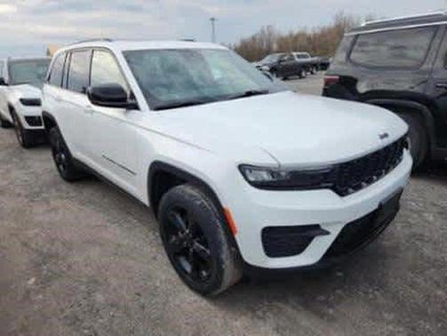 2022 Jeep Grand Cherokee Altitude