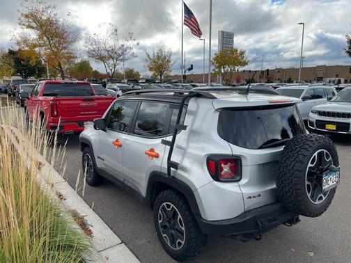 2015 Jeep Renegade Trailhawk