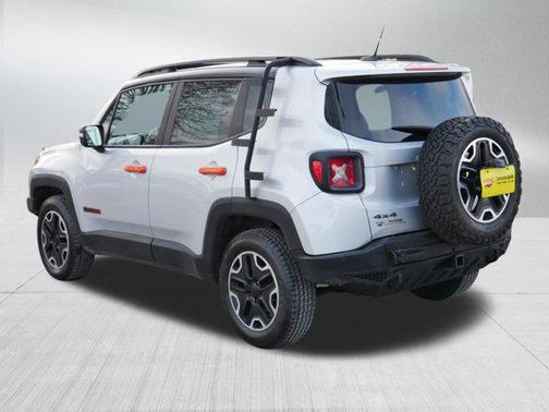 2015 Jeep Renegade Trailhawk