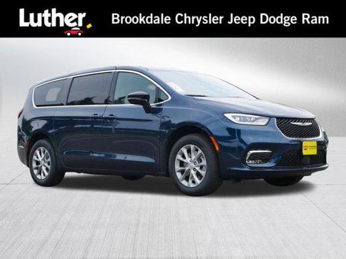 2025 Chrysler Pacifica L