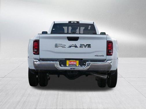 2026 RAM 3500 Tradesman Crew Cab 4x4 8' Box
