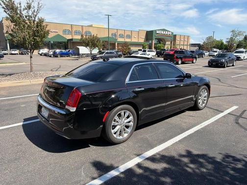 Gloss Black 2016 Chrysler 300 S