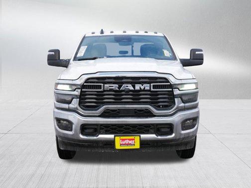 2026 RAM 3500 Tradesman Crew Cab 4x4 8' Box