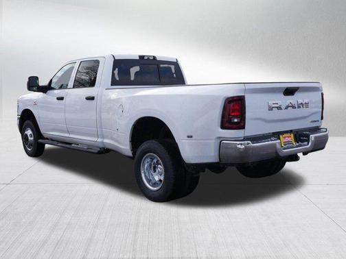 2026 RAM 3500 Tradesman Crew Cab 4x4 8' Box