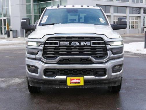 2026 RAM 3500 Tradesman Crew Cab 4x4 8' Box