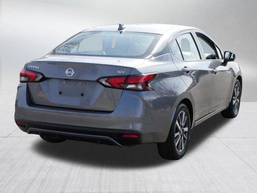 2021 Nissan Versa 1.6 SV