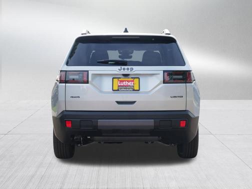 Silver Zynith Clearcoat 2026 Jeep Cherokee Limited