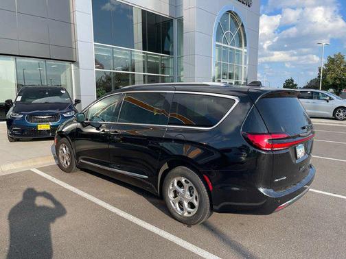 2021 Chrysler Pacifica Limited