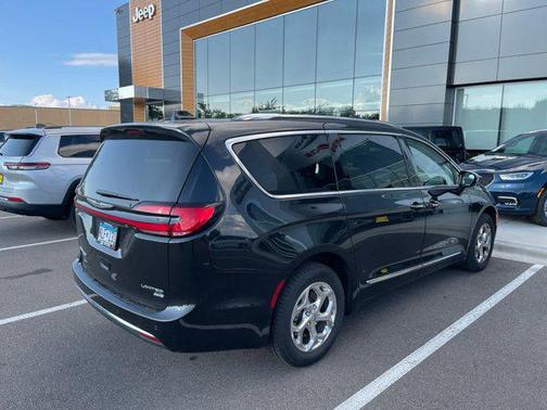 2021 Chrysler Pacifica Limited