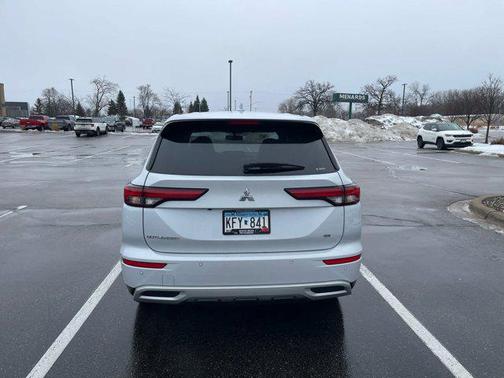 2023 Mitsubishi Outlander SE 2.5 S-AWC