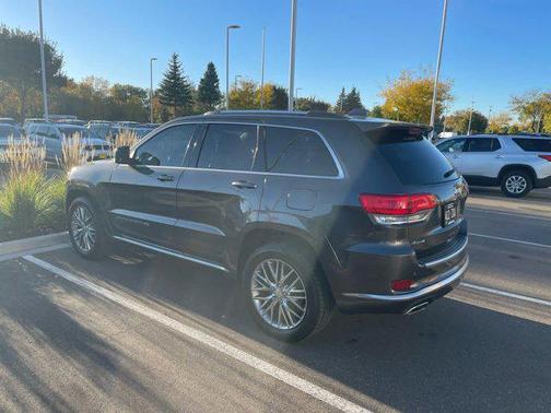 2018 Jeep Grand Cherokee Summit